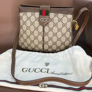 RARE Vintage Gucci monogram GG Shoulder Bag near mint HTF design w/dust bag W@W